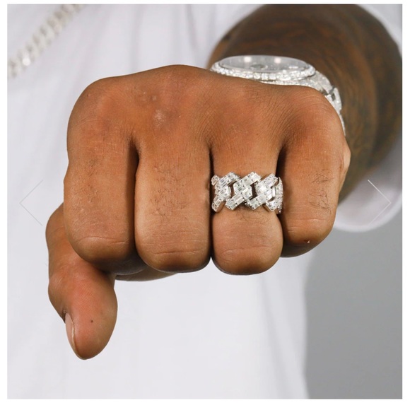 BAGUETTE CUBAN VVS MOISSANITE DIAMOND RING - Picture 2 of 3